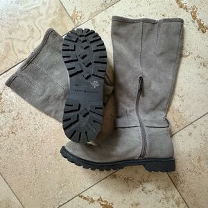 Grey suede Tommy Hilfiger boots for women 9.5